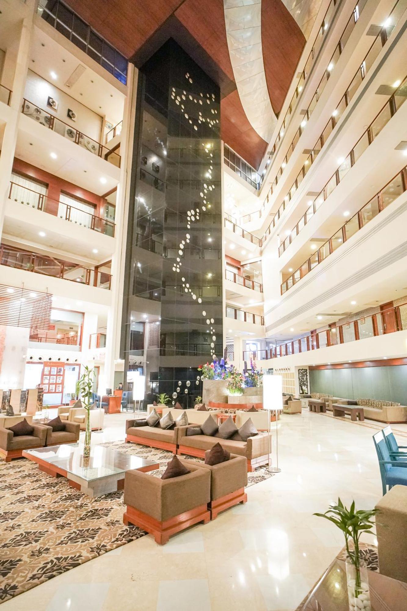 Clarion Bella Casa At Airport Hotel Jaipur Bagian luar foto