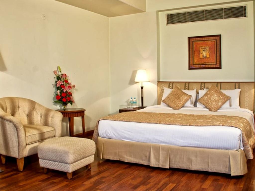 Clarion Bella Casa At Airport Hotel Jaipur Bagian luar foto